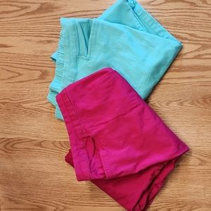 2 set of Twill Capris
